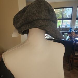 NWT H&M Gray Wool Newsboy Cap
